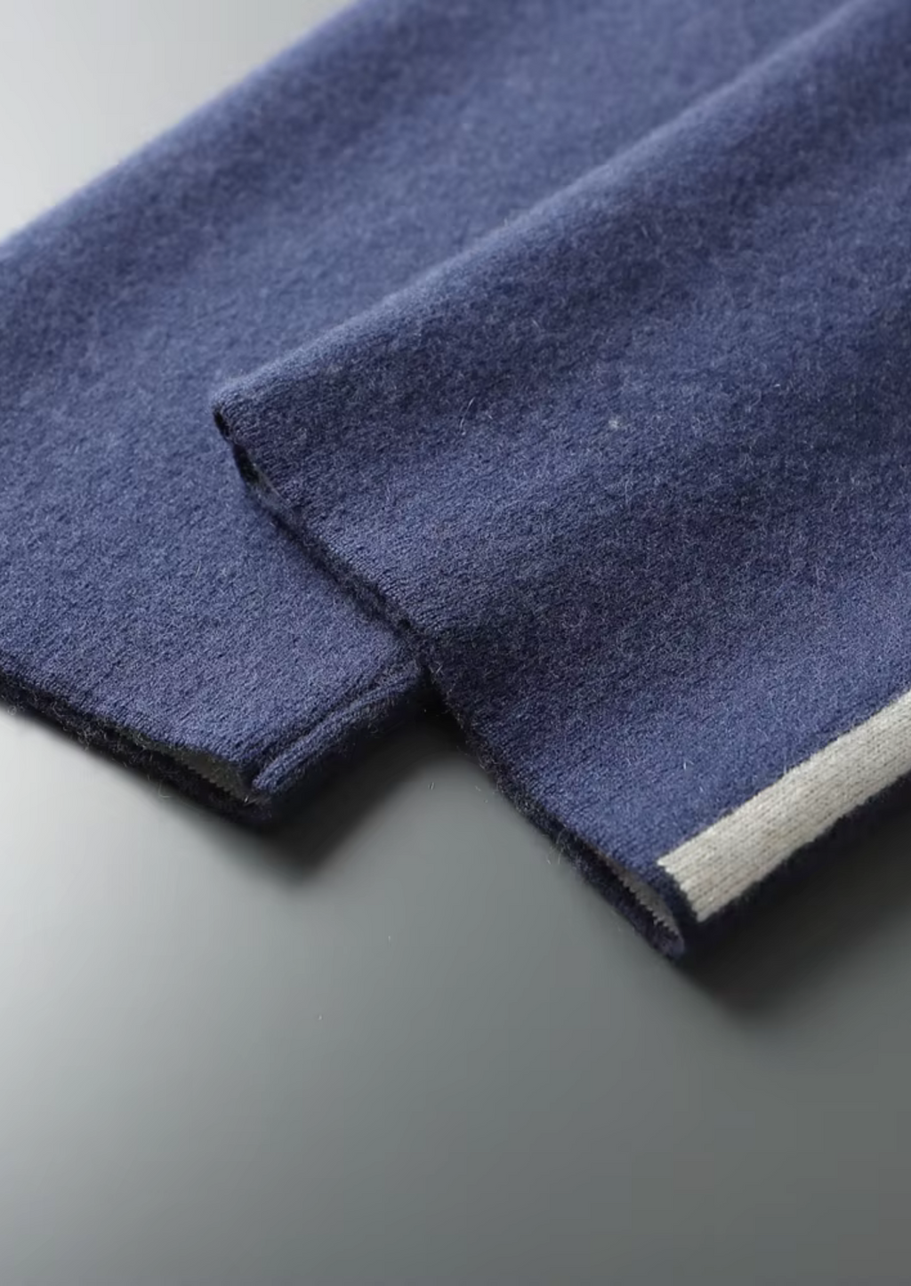 Leonis Cashmere Set Navy