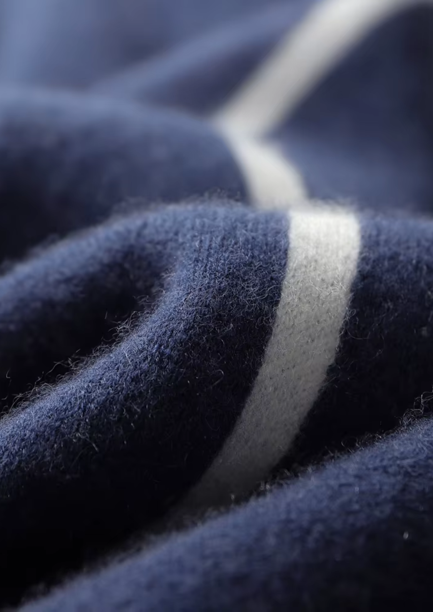 Leonis Cashmere Set Navy